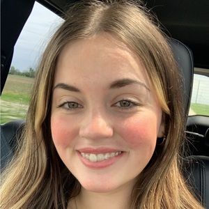 Meet your Posher, Sarah